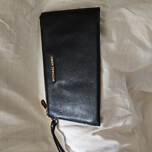 Michael Kors Leather Wristlet